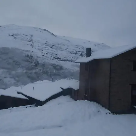 A Barreira -lar Da Cima- Folgoso do Courel