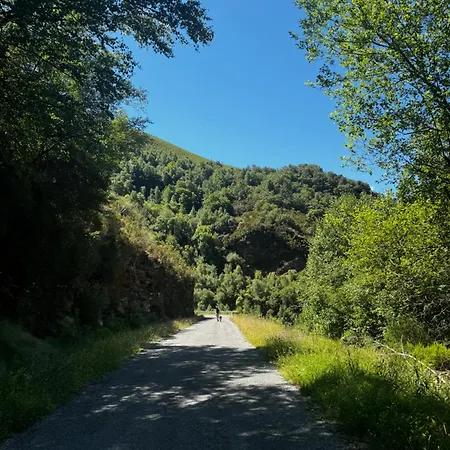 A Barreira -lar Da Cima- Folgoso do Courel